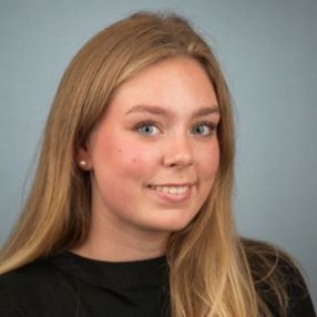 Viktoria, Barnevakt i Steinkjer