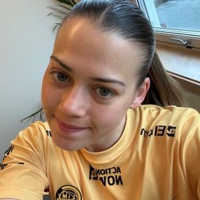 June Hov, Barnevakt i Trondheim