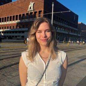 Helena, Babysitter in Oslo