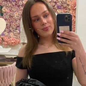 Mathea, Barnevakt i Holmestrand