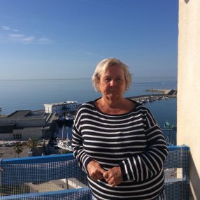 Wenche, Barnevakt i Hvaler