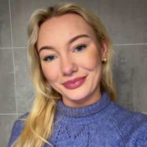 Elisa, Barnevakt i Osøyro
