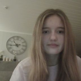 Amalie, Babysitter in Maura