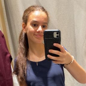 Naomi, Barnevakt i Strømmen