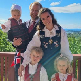 Ole-Henrik og Emilie, Family in Billingstad
