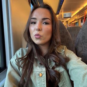 Viktoria, Barnevakt i Rakkestad