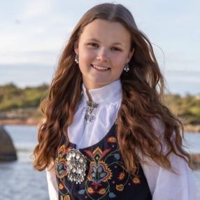 Emilia, Barnevakt i Hvaler