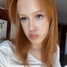 Nina, Babysitter in Larvik