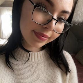 Lila Tomine, Barnevakt i Mandal
