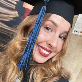 Réka Dominika, Barnevakt i Jessheim