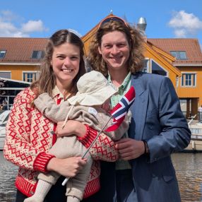 Xaveria, Familie i Kristiansand