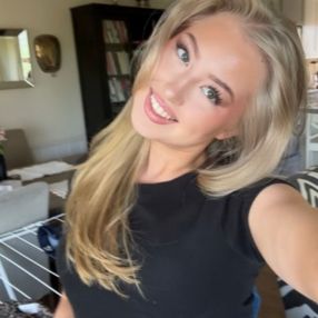 Chloe, Babysitter in Fornebu