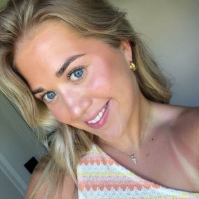 Hannah, Barnevakt i Arendal