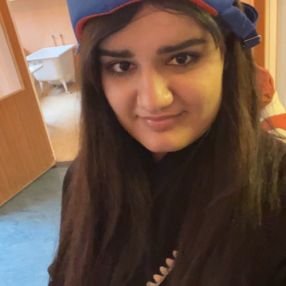 Samsr, Babysitter in Sortland