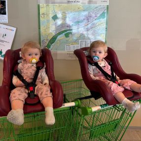 Magnus og Anzhelika, Familie i Lillestrøm