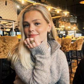 Solveig Malene Pedersen, Barnevakt i Bjørkelangen