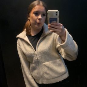 Adeline, Barnevakt i Harstad