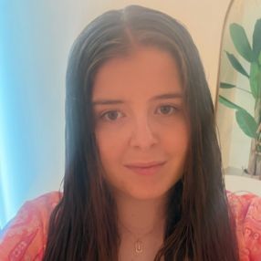 Ingrid Hov Heggestad, Barnevakt i Sogndal