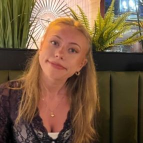 Ella, Barnevakt i Drøbak