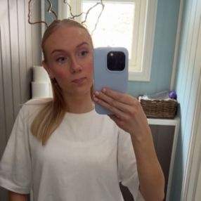 Aurora Borealis Moum, Babysitter in Melhus