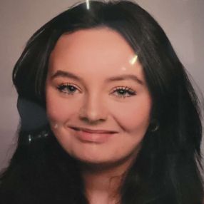 Ailin-Michelle, Babysitter in Hønefoss