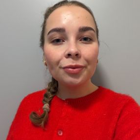 Madelen, Barnevakt i Karmøy