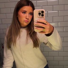 Leah, Babysitter in Nesoddtangen