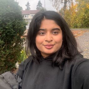 Zainab, Barnevakt i Asker