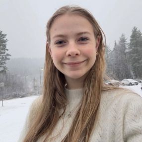 Hanna, Babysitter in Lillehammer