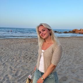 Hermine, Barnevakt i Jessheim