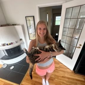 Emma Viktoria, Barnevakt i Nordre Follo