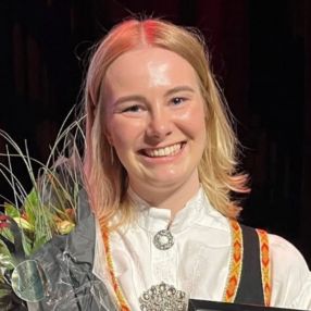 Frida, Barnevakt i Larvik
