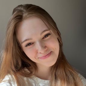 Ada Isabell, Barnevakt i Elverum