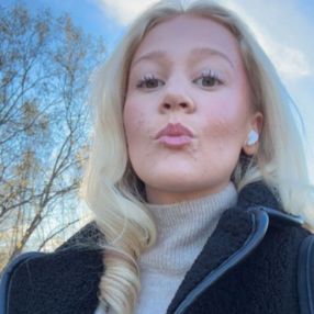 Kaja, Barnevakt i Molde
