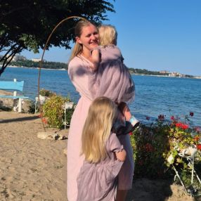 Kristine, Familie i Sola