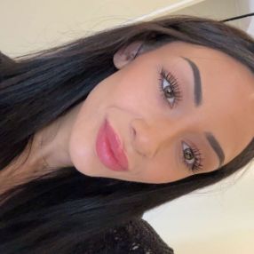 Jasmine, Babysitter in Oslo
