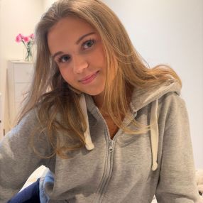 Seline, Babysitter in Rælingen