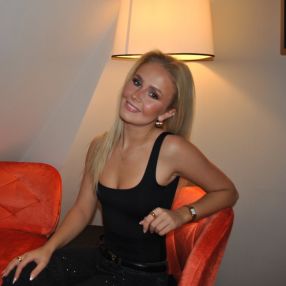 Sarah, Babysitter in Skogn