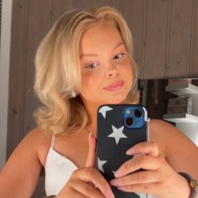 Ingrid Adele, Barnevakt i Moelv