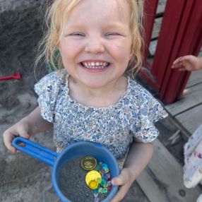 Victoria, Family in Skien
