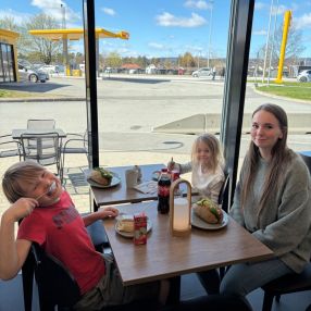 Michelle, Familie i Kristiansand