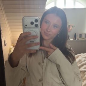 Marly, Babysitter in Ulsteinvik
