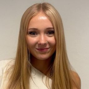 Melisa, Barnevakt i Molde