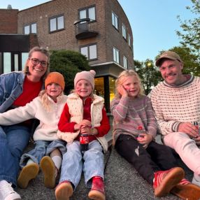 Emilie, Familie i Asker