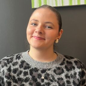 Ketija, Babysitter in Lier