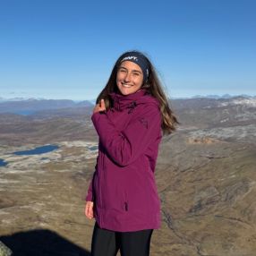 Elisa, Barnevakt i Tromsø