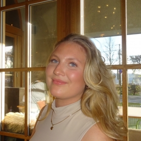 Emilie, Barnevakt i Hamar