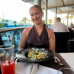 Isabell, Barnevakt i Konnerud