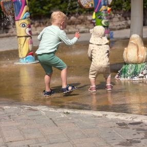 Sanna, Familie i Sandvika