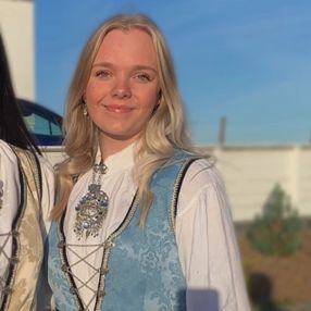 Maria, Barnevakt i Karmøy